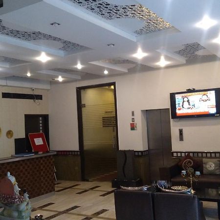 Hotel Bizzotel Gurgaon Exterior foto