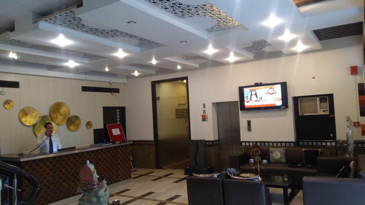 Hotel Bizzotel Gurgaon Exterior foto
